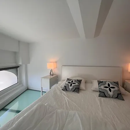 Charmant Duplex, Proche Plage Et Commerces A Saint-jean-de-luz, Ideal Pour Des Vacances Reussies! - Fr-1-239-861 * Saint-Jean-de-Luz