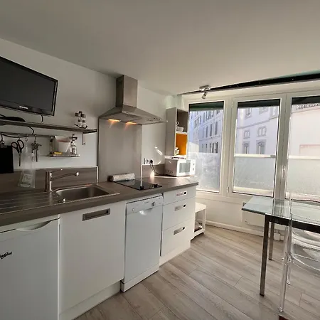 Lägenhet Charmant Duplex, Proche Plage Et Commerces A Saint-jean-de-luz, Ideal Pour Des Vacances Reussies! - Fr-1-239-861 Saint-Jean-de-Luz
