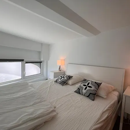 Charmant Duplex, Proche Plage Et Commerces A Saint-jean-de-luz, Ideal Pour Des Vacances Reussies! - Fr-1-239-861 Lägenhet *